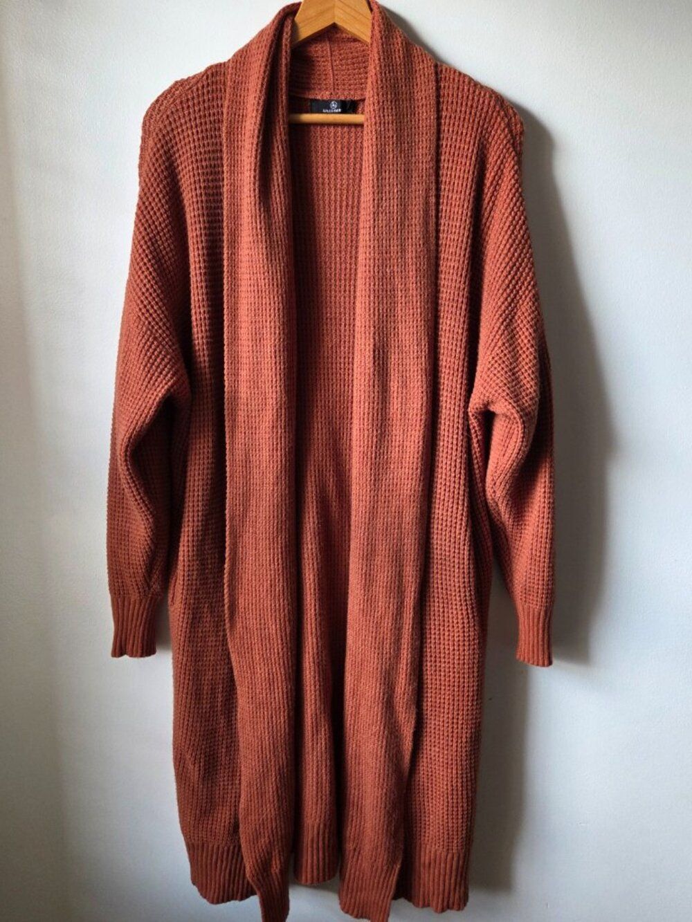 EUC RUST LONG COZY SWEATER CARDIGAN SIZE M